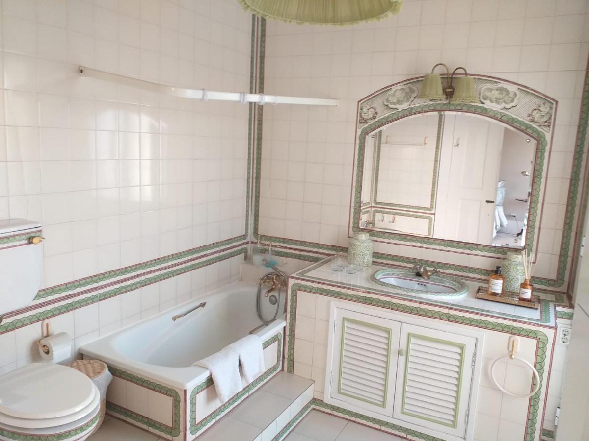 Menina Da Ria Guest House アヴェイロ エクステリア 写真