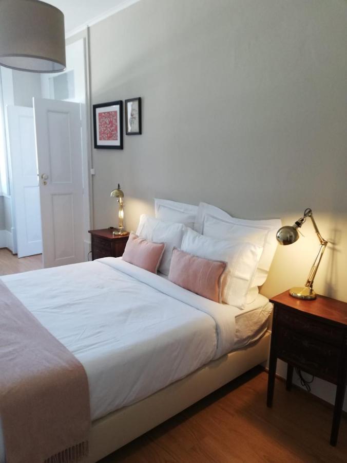 Menina Da Ria Guest House アヴェイロ エクステリア 写真