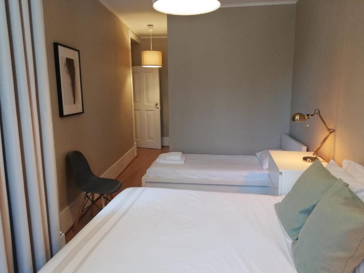 Menina Da Ria Guest House アヴェイロ エクステリア 写真