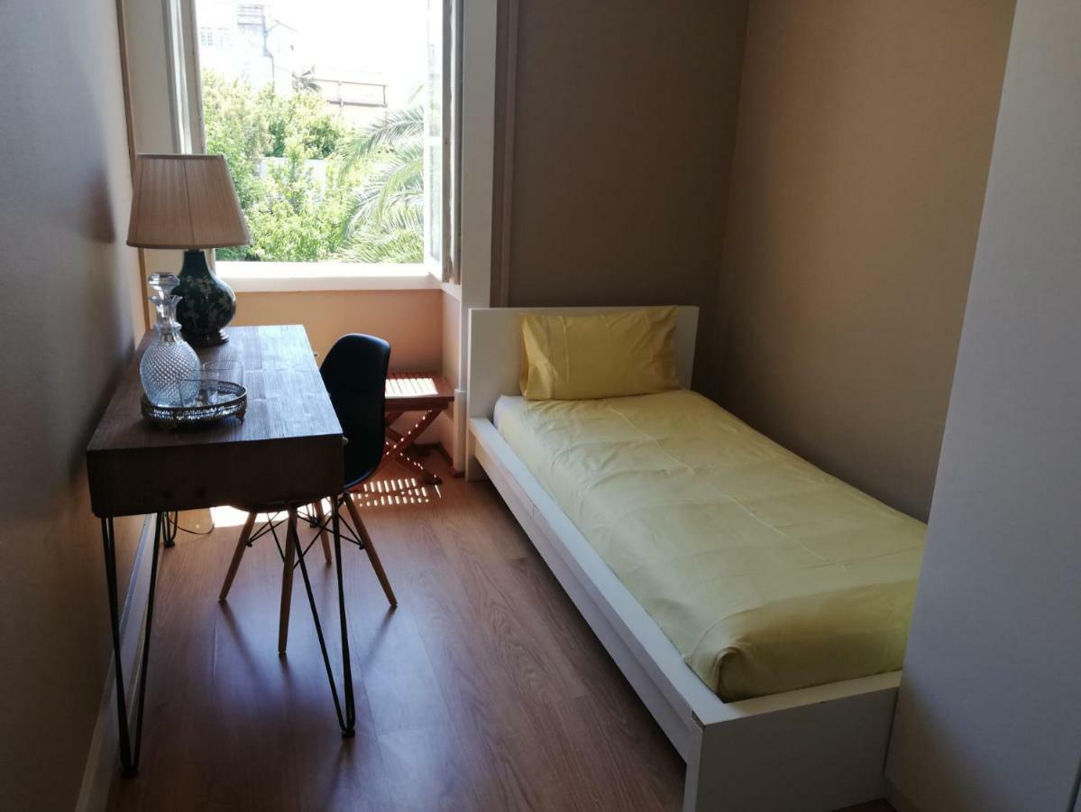 Menina Da Ria Guest House アヴェイロ エクステリア 写真